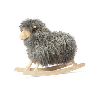 You added <b><u>RokkeFår - Grå krøllet Gotlandsk Lammeskind - Stor</u></b> to your cart.